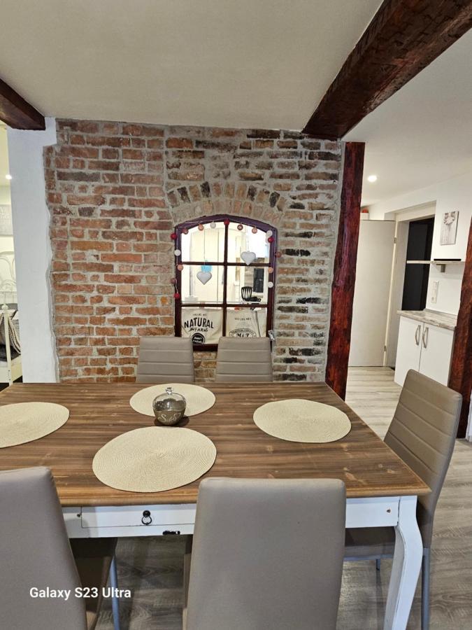 Ferienwohnung ,,Hinter Der Mauer" Hildburghausen Extérieur photo